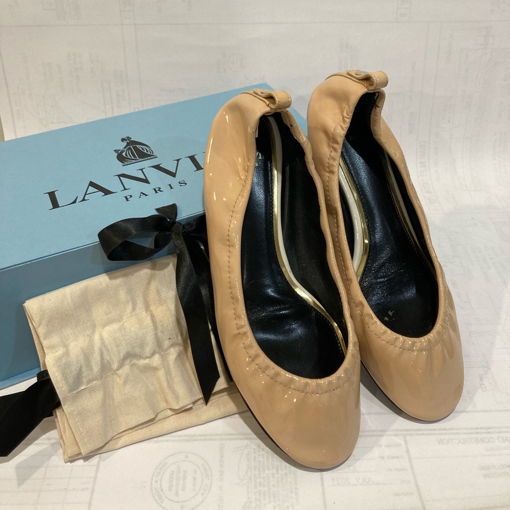Lanvin - Classic Ballerina Flats in Patent Calf - size 38